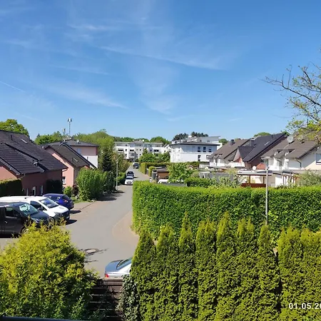 Sehr Kleines Zimmer, Nur 1-2 Uebernachtungen Inkl Netflix Homestay